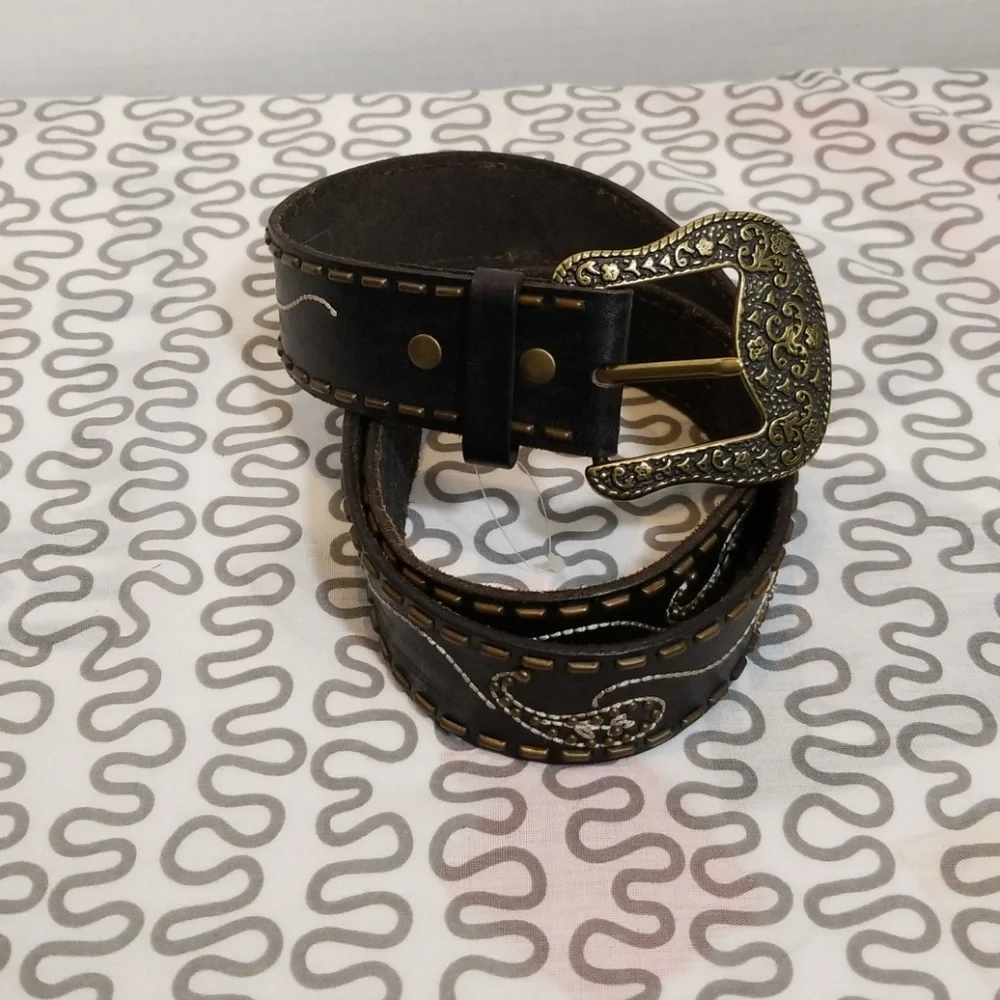 Bill Adler NWOT belt paisley Embroidered size M